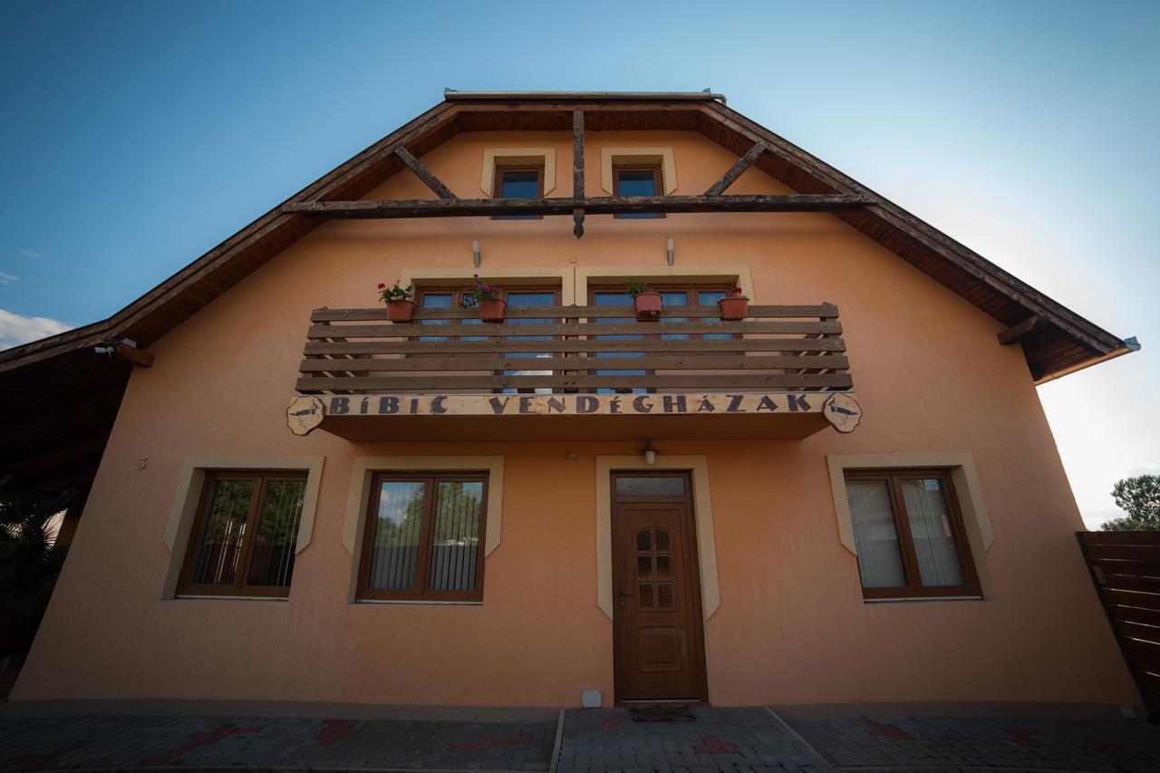 Bibic Vendeghazak Hotel Nagybajom Exterior photo